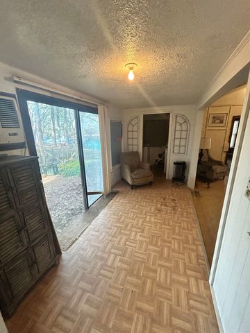 17458 S County Road 4256, Henderson, TX 75654