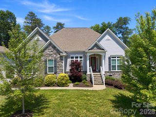 4198 Abernathy Place, Harrisburg, NC 28075