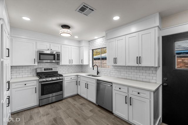 4216 Evelyn St, Bossier City, LA 71112