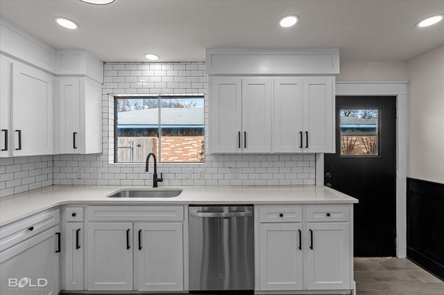 4216 Evelyn St, Bossier City, LA 71112