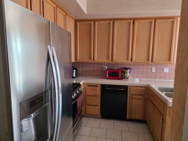 3 Costa Brase Ct, Sacramento, CA 95838