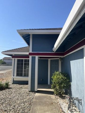 3 Costa Brase Ct, Sacramento, CA 95838