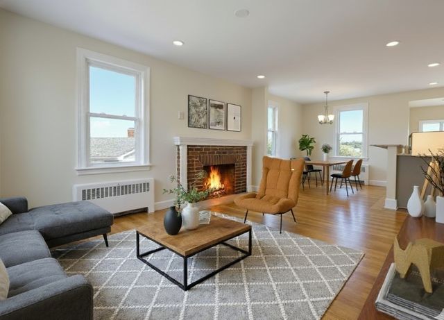 9 Crestway Rd, Boston, MA 02128