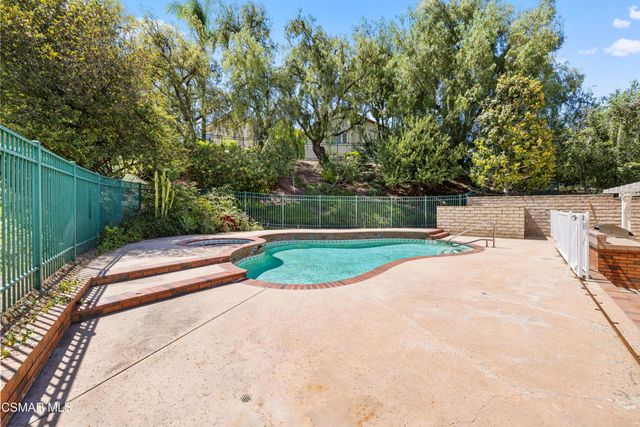 205 Clevenger Avenue, Simi Valley, CA 93065