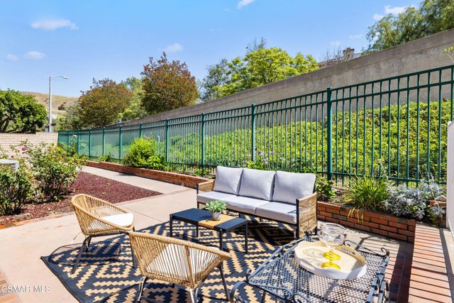 205 Clevenger Avenue, Simi Valley, CA 93065