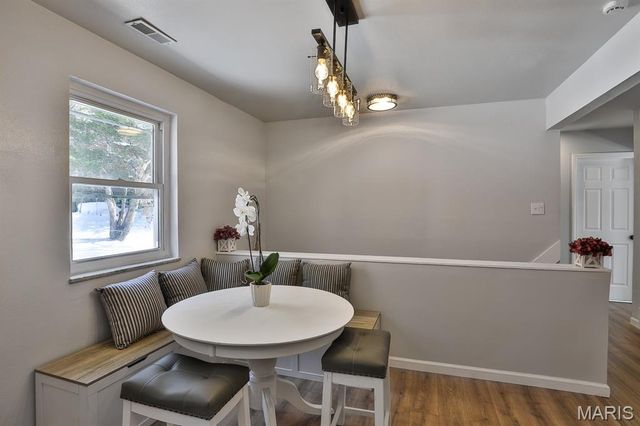 3200 Crosswinds Court, High Ridge, MO 63049