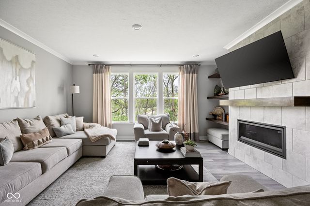 6021 Godello Circle, Zionsville, IN 46077