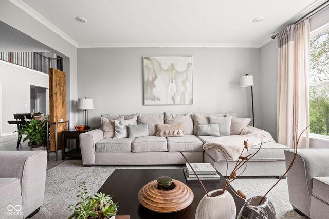 6021 Godello Circle, Zionsville, IN 46077
