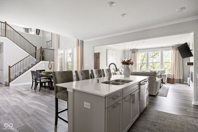 6021 Godello Circle, Zionsville, IN 46077