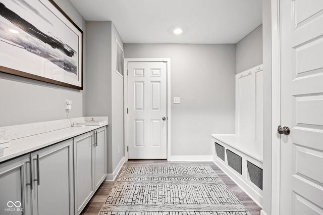 6021 Godello Circle, Zionsville, IN 46077