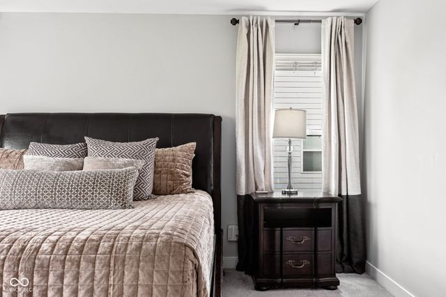 6021 Godello Circle, Zionsville, IN 46077