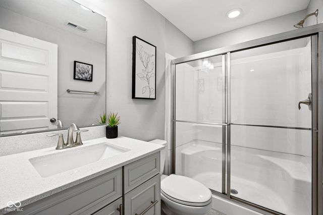 6021 Godello Circle, Zionsville, IN 46077