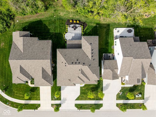 6021 Godello Circle, Zionsville, IN 46077
