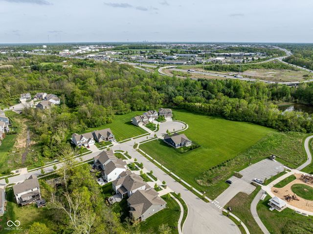 6021 Godello Circle, Zionsville, IN 46077