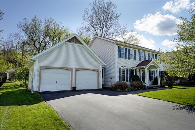 22 Woodworth Street, Victor, NY 14564