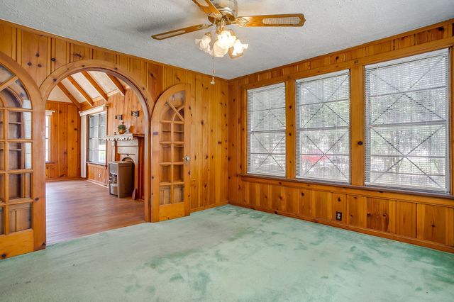 1329 Clarence Street, Haltom City, TX 76117