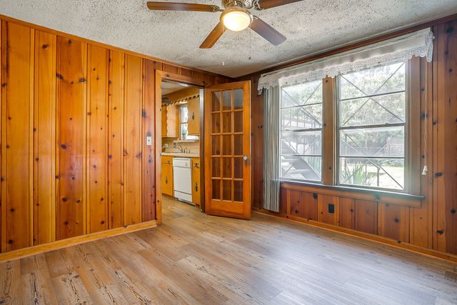 1329 Clarence Street, Haltom City, TX 76117