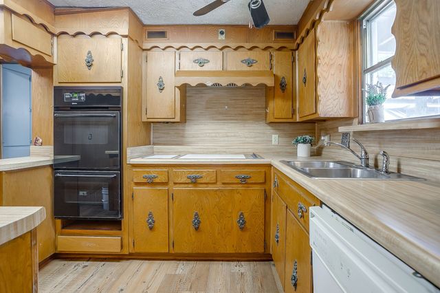 1329 Clarence Street, Haltom City, TX 76117