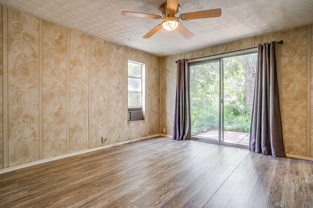 1329 Clarence Street, Haltom City, TX 76117