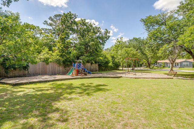 1329 Clarence Street, Haltom City, TX 76117