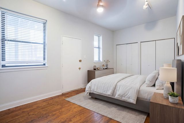 1048 W Byron Street 1E, Chicago, IL 60613