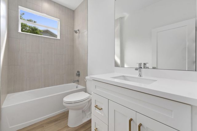 2612 SE Solana Lane, Port St Lucie, FL 34952