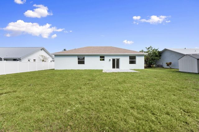 2612 SE Solana Lane, Port St Lucie, FL 34952