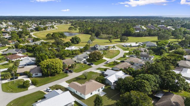 2612 SE Solana Lane, Port St Lucie, FL 34952