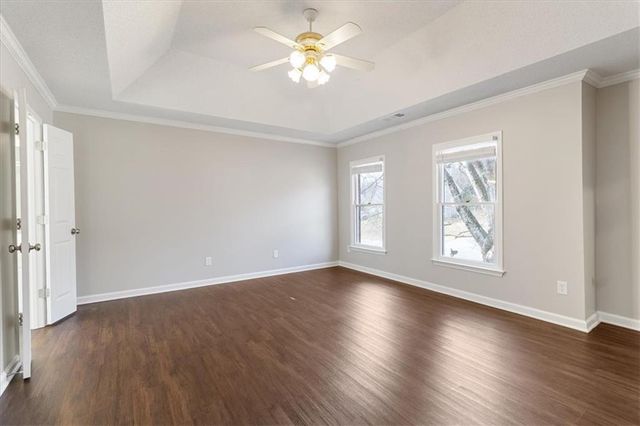 2096 Glenellen NW Drive, Kennesaw, GA 30152