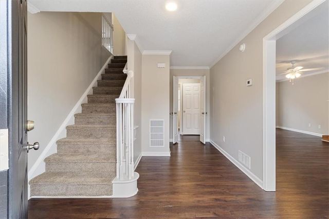 2096 Glenellen NW Drive, Kennesaw, GA 30152