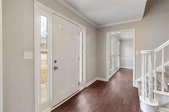 2096 Glenellen NW Drive, Kennesaw, GA 30152