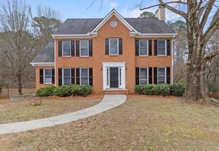 2096 Glenellen NW Drive, Kennesaw, GA 30152