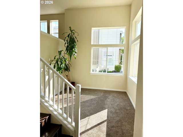 2608 Sw HUME Ct, Portland, OR 97219
