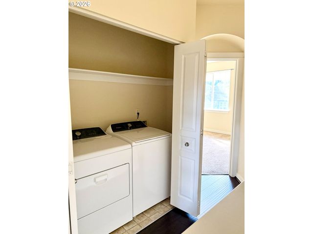 2608 Sw HUME Ct, Portland, OR 97219