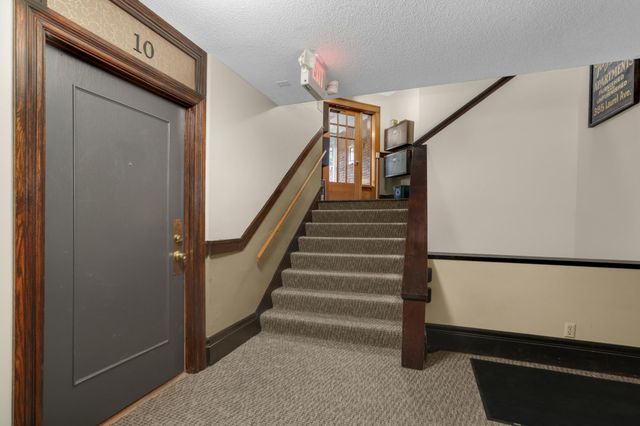 385 Laurel Avenue 10, Saint Paul, MN 55102