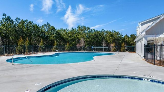 8207 Elkhorn Drive, Fairburn, GA 30213