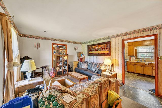 509 Carver RD, Martinsville, VA 24112