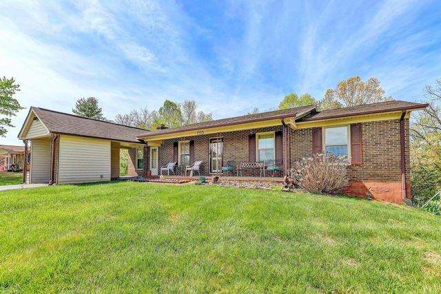 509 Carver RD, Martinsville, VA 24112