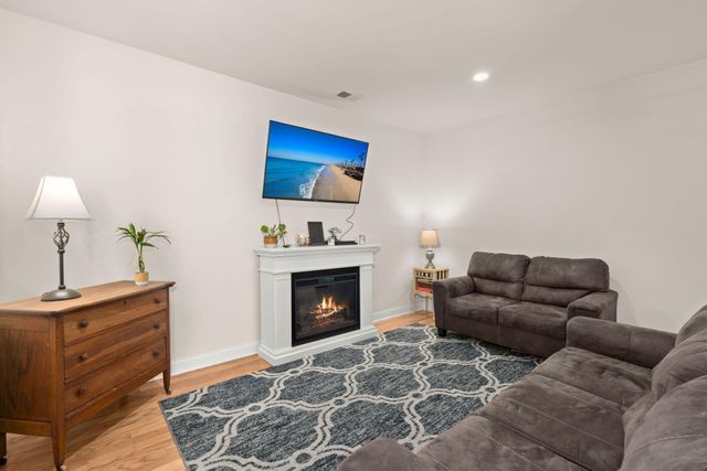 1067 Bennington Drive, Charleston, SC 29492