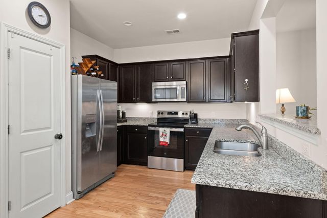 1067 Bennington Drive, Charleston, SC 29492