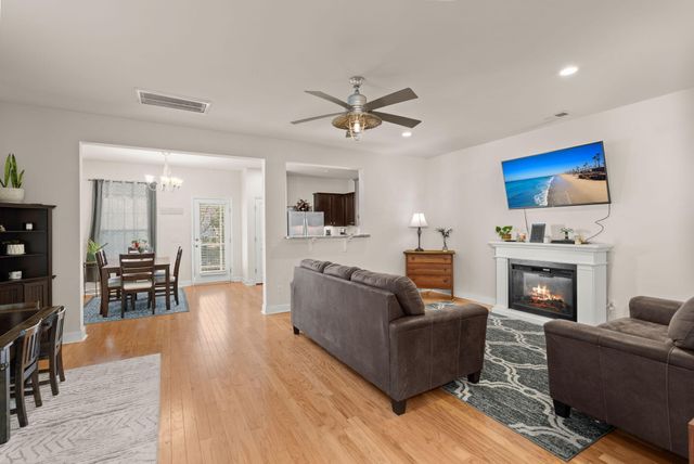 1067 Bennington Drive, Charleston, SC 29492