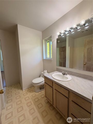 319 6th Street, Blaine, WA 98230