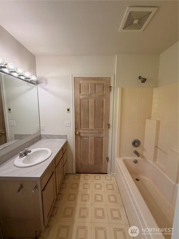 319 6th Street, Blaine, WA 98230