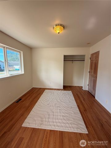 319 6th Street, Blaine, WA 98230