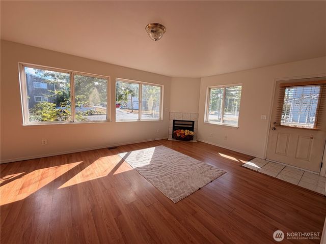 319 6th Street, Blaine, WA 98230