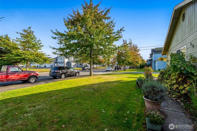 319 6th Street, Blaine, WA 98230