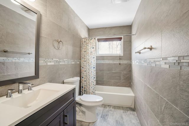 400 Eastport Manor Road, Manorville, NY 11949