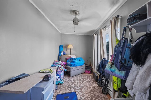 42 Taunton Ave, Seekonk, MA 02771