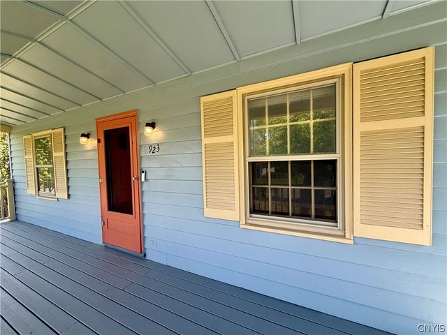 923 Cumberland Ave, Syracuse, NY 13210