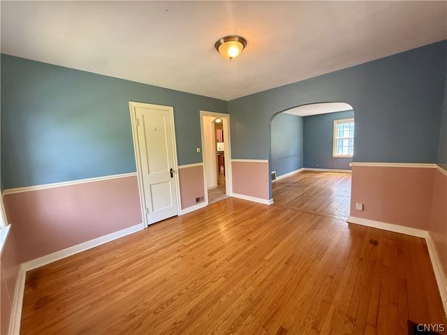 923 Cumberland Ave, Syracuse, NY 13210